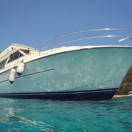 Blue II Yacht Hotel Arbatax Exterior photo